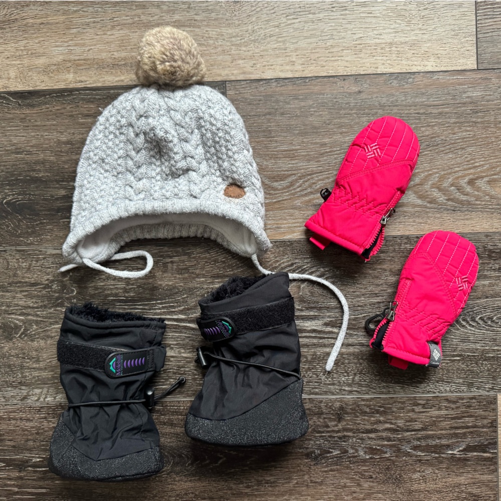 12-18 Month Snow Bundle: Columbia Mittens, Molehill Snow Booties and H&M Hat